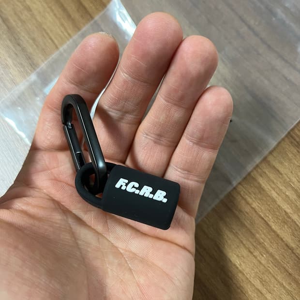 Sophnet. 립밤 홀더 카라비너