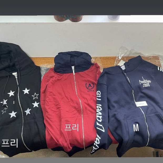 러디칙스,아이필블루씨에스엠,APR.8 후드집업