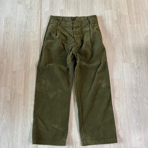 누마레 더블 웨이스트 코듀로이 팬츠