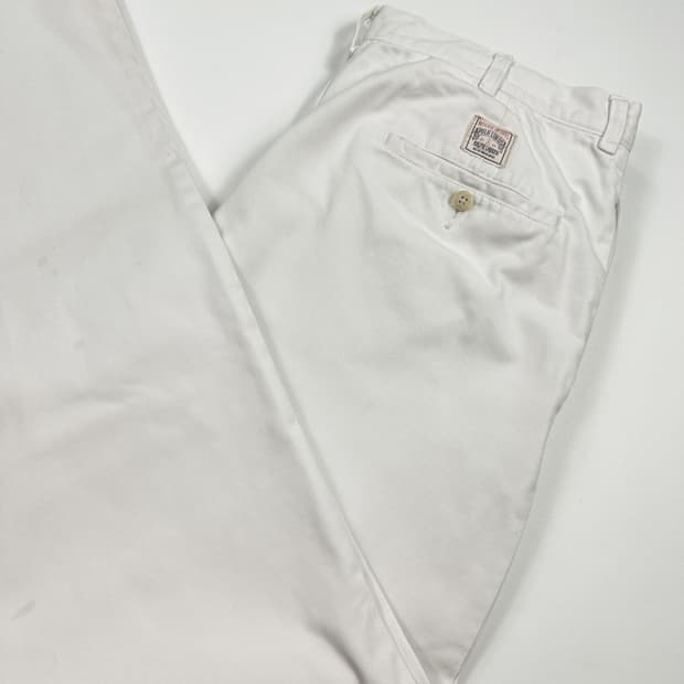 폴로 랄프로렌 클래식 화이트 치노팬츠 (33인치)