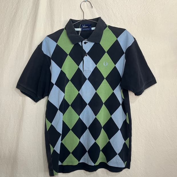 프레드페리 자가드 카라티