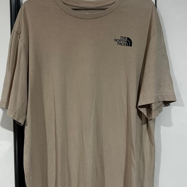 노스페이스 베이지 반팔 티셔츠 L