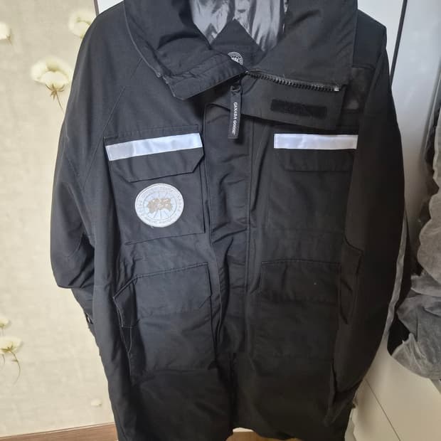 [XS] 캐나다구스x준지 레졸루트 블랙