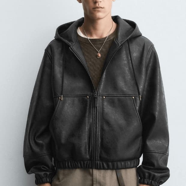 (삽니다) 자라 가죽 효과 후드 점퍼