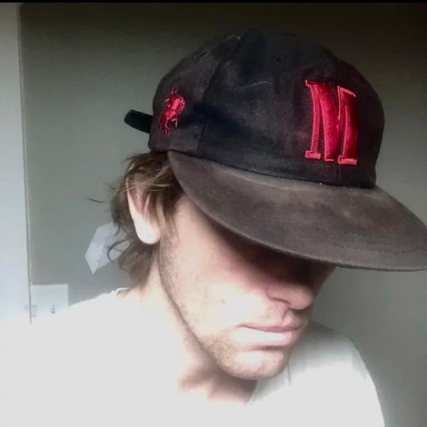 90‘s Marlboro cap