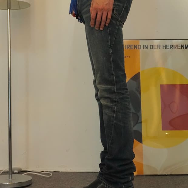 Attachment 슬림 스트레이트 진