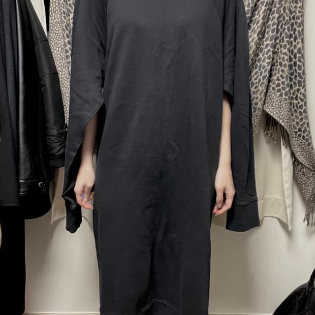 메종마르지엘라 컷아웃 맨투맨 원피스 S