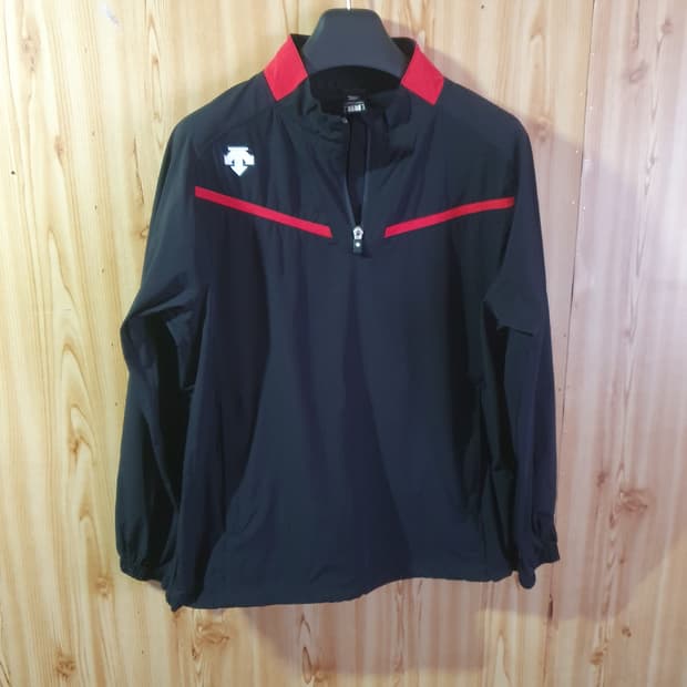 데상트 하프집업 바람막이 100