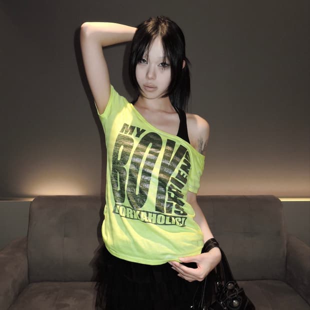 d.i.a 00s Glitter Stripe T-Shirt