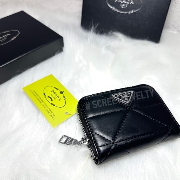 프라다 뷰티 램스킨 카드지갑 풀박스
