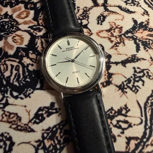 Seiko 빈티지 쿼츠 시계