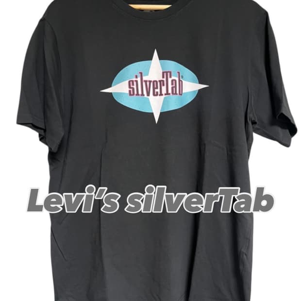 리바이스 실버탭 반팔 티셔츠