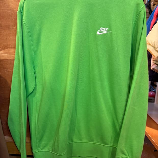 나이키 연두 맨투맨