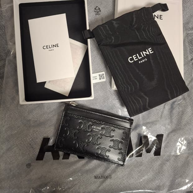 셀린느 트리옹프 카드 홀더 지갑