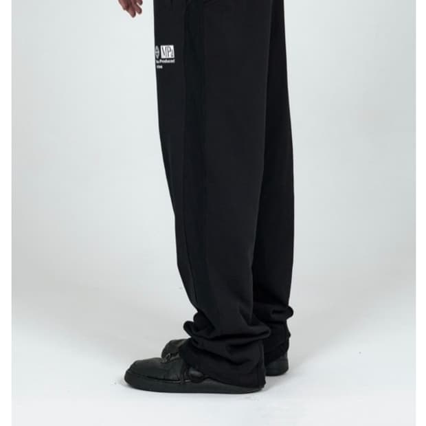 MPa CONTRAST SWEATPANTS (BLACK) s사이즈 구해요