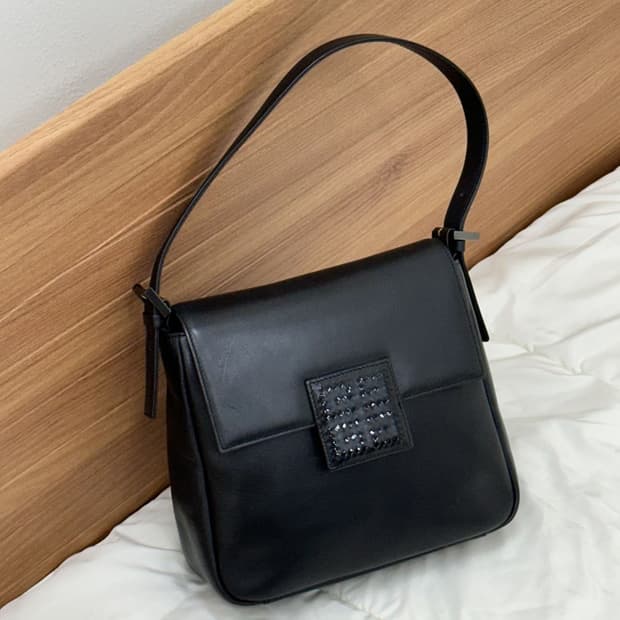 givenchy / 지방시 블랙 레더 미니백 