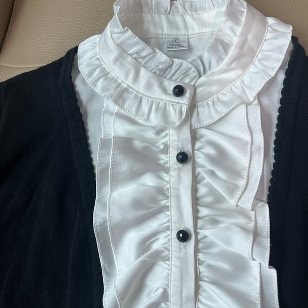 빈티지 프릴 가디건