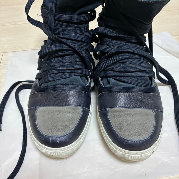 크리스반아쉐 하이탑 40