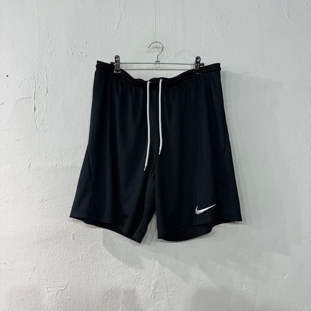 나이키 드라이핏 반바지 XL