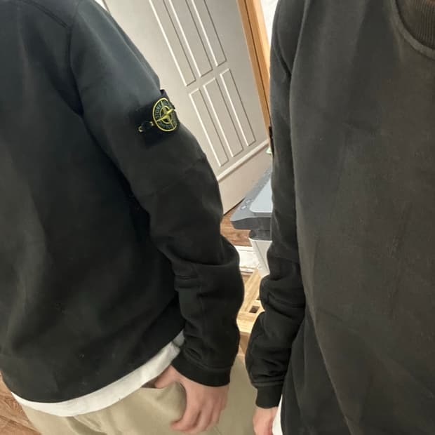 정품 스톤아일랜드 차콜 기모 맨투맨 s