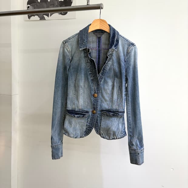ARMANI EXCHANGE 데님자켓
