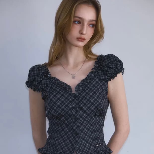 로제프란츠 frill shirring sleeveless