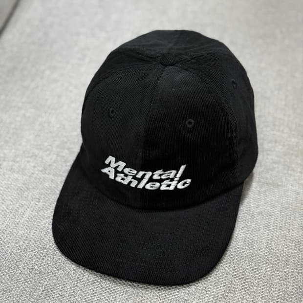 mental athletic 코듀로이 캡 검/흰