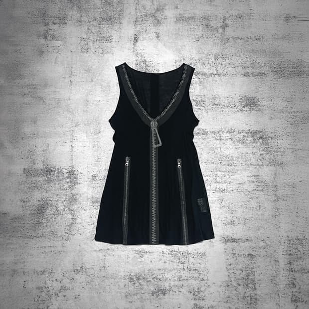 zip detail sleeveless 