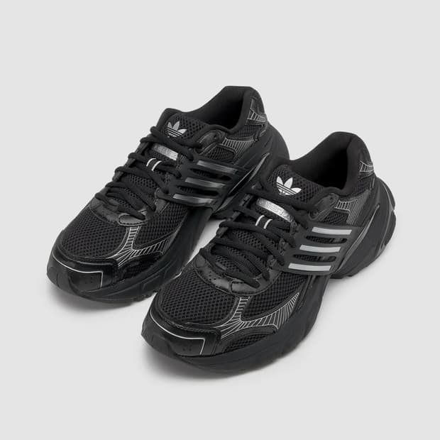 아디다스 트리플블랙