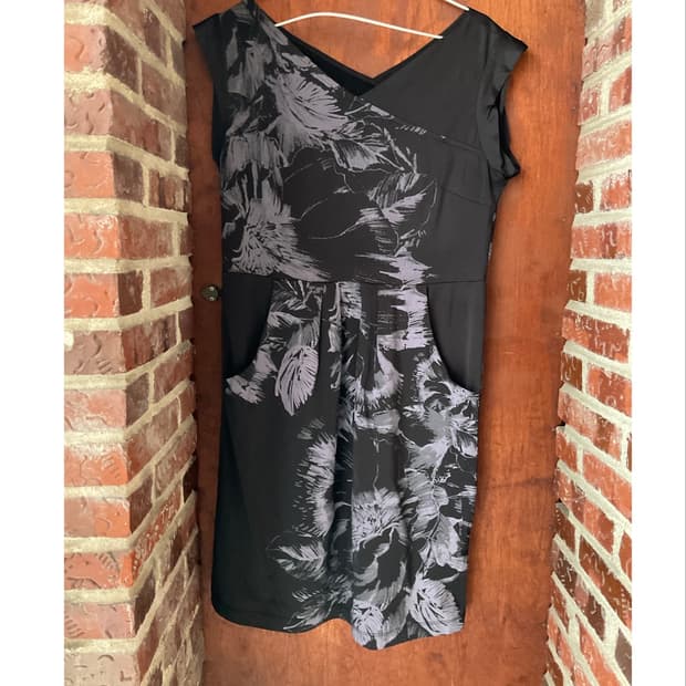 Black Floral Pattern Dress