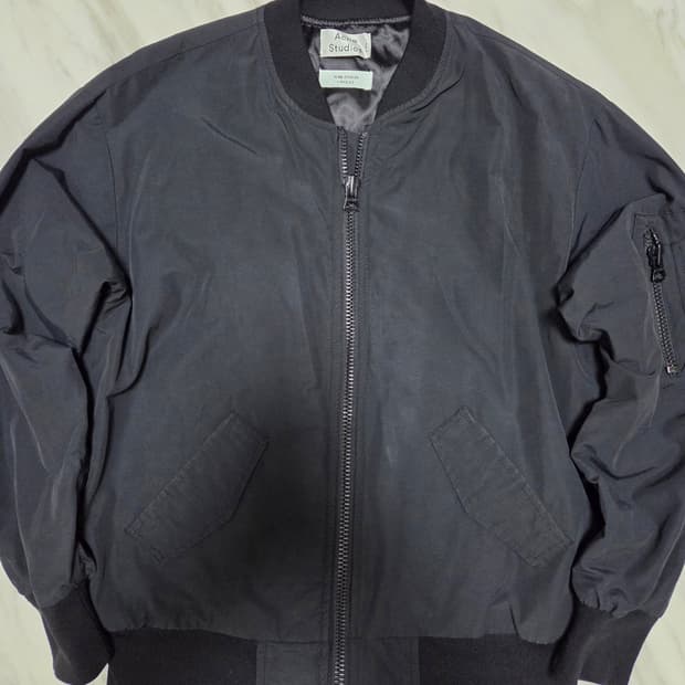 아크네스튜디오 여성 ma-1 붐버