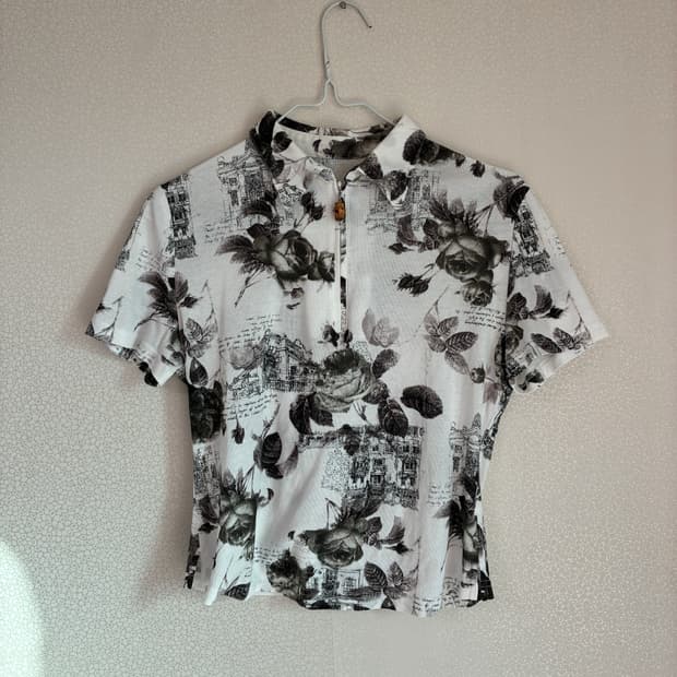 Oriental gothic half zip-up t shirt