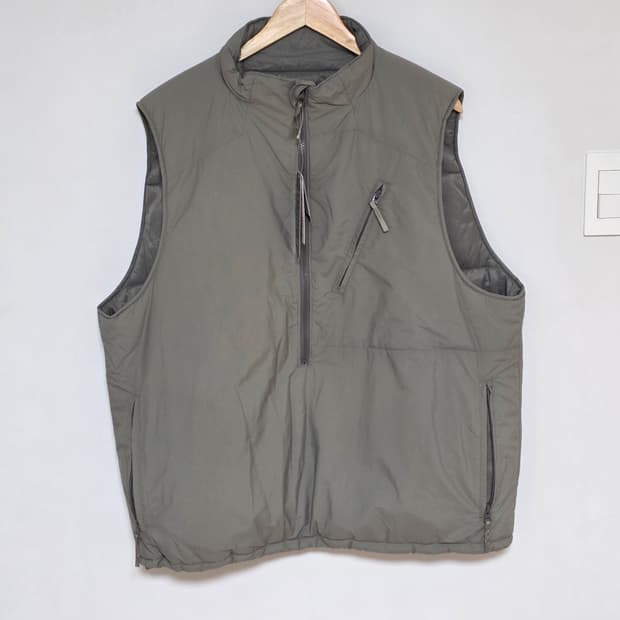 프릭스스토어 level 7 프리마로프트 풀오버 베스트