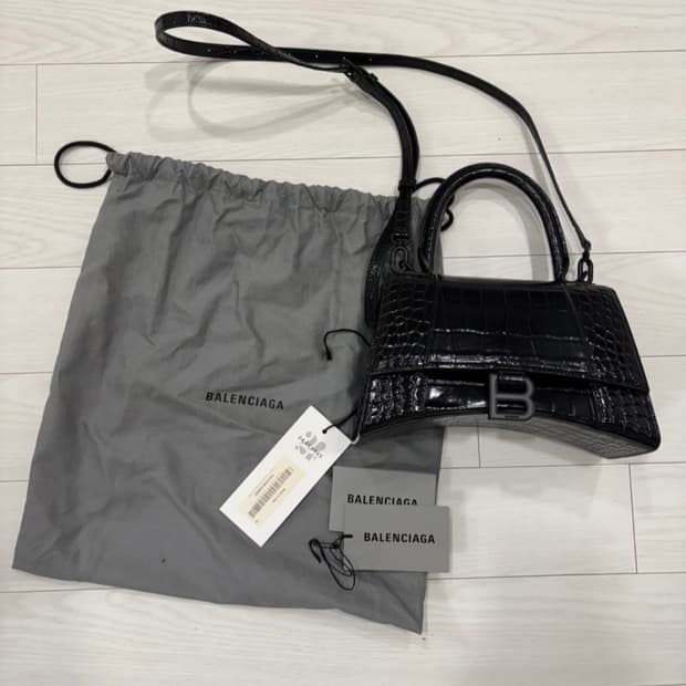 발렌시아가 아워글래스 블랙 xs