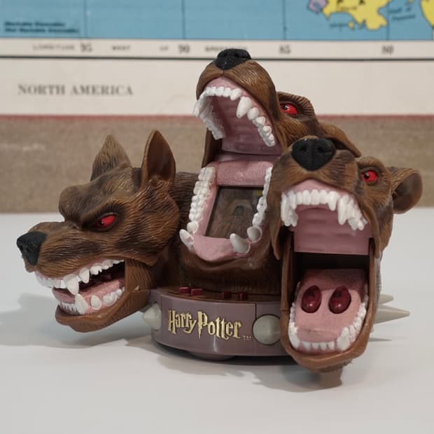 빈티지 소품 2001s 해리포터 케르베로스 게임