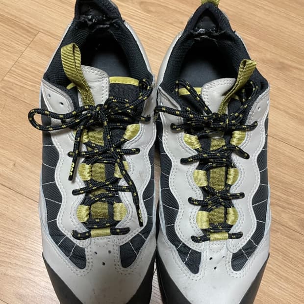 나이키 acg 에어 마다