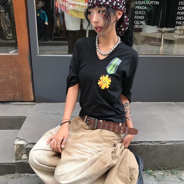 < Vivienne Westwood ORB Top >