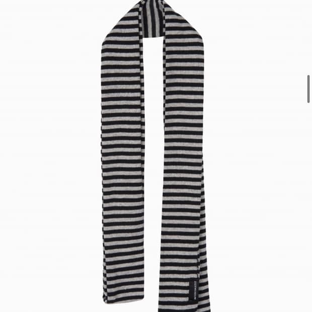 지제뮤지엄스트라이프머플러줄무늬머플러슬림머플러슬림목도리