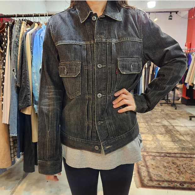 새제품 일본판 리바이스 70560-0005 블랙 데님자켓