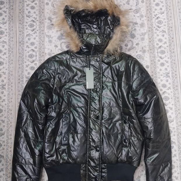 (새상품) GV2 퍼 후드  패딩 90  (후드분리됨)