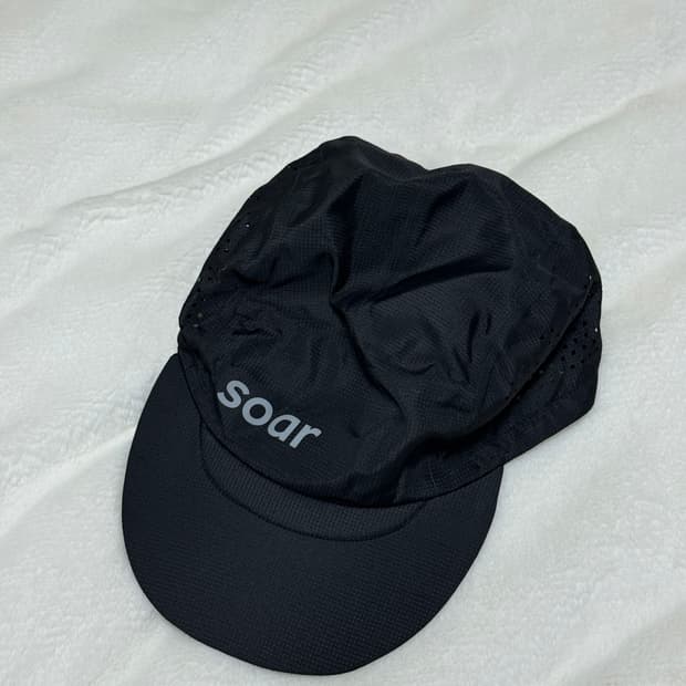 소어러닝 캡 블랙