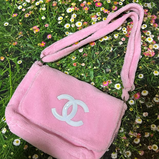 샤넬 핑크 크로스백