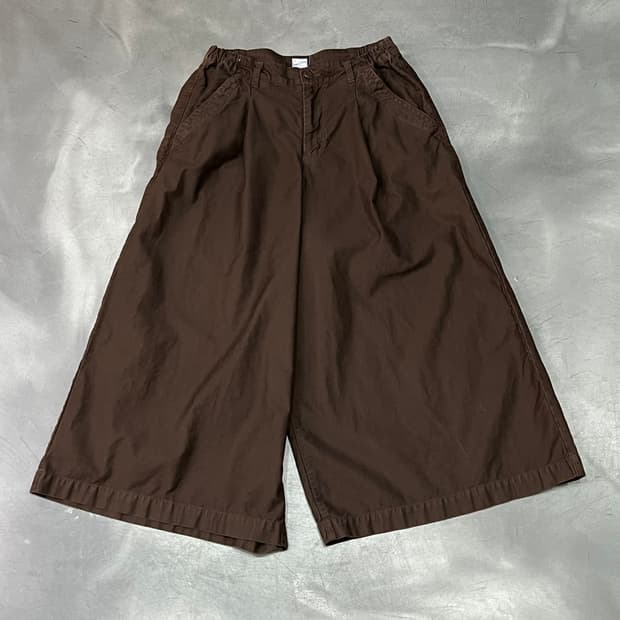  클립탭 브라운 버뮤다 팬츠 y15571