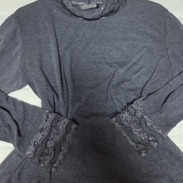 도쿄걸 공겜여주 st 무채색 롱슬리브