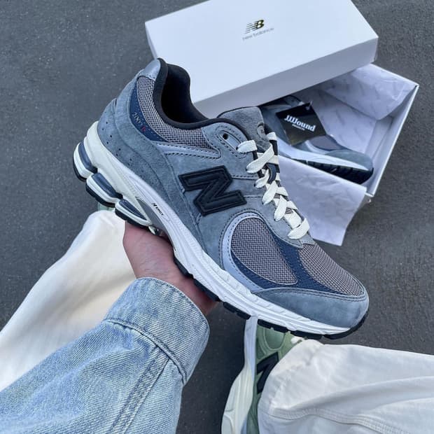 285 뉴발란스 x JJJ자운드 2002R 스톰블루