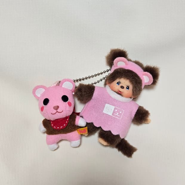 몬치치 포스트펫 x 모모 키링 🩷🐻