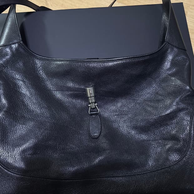 구찌 뎀나 재키백 블랙