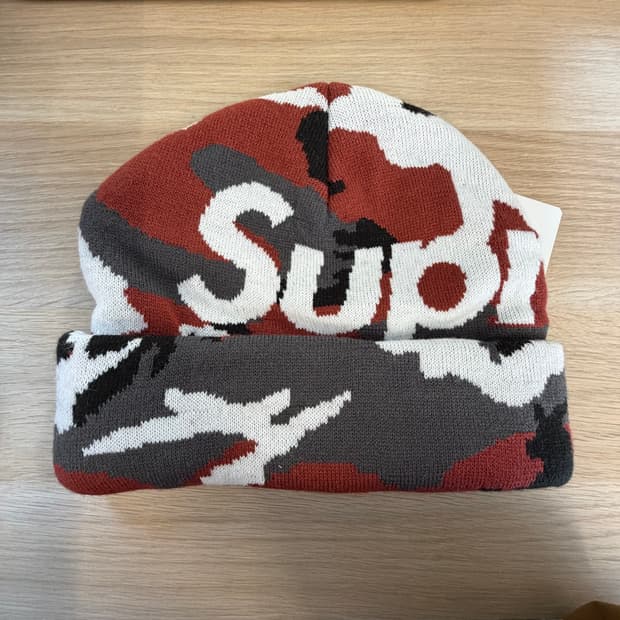 Supreme red camo beanie