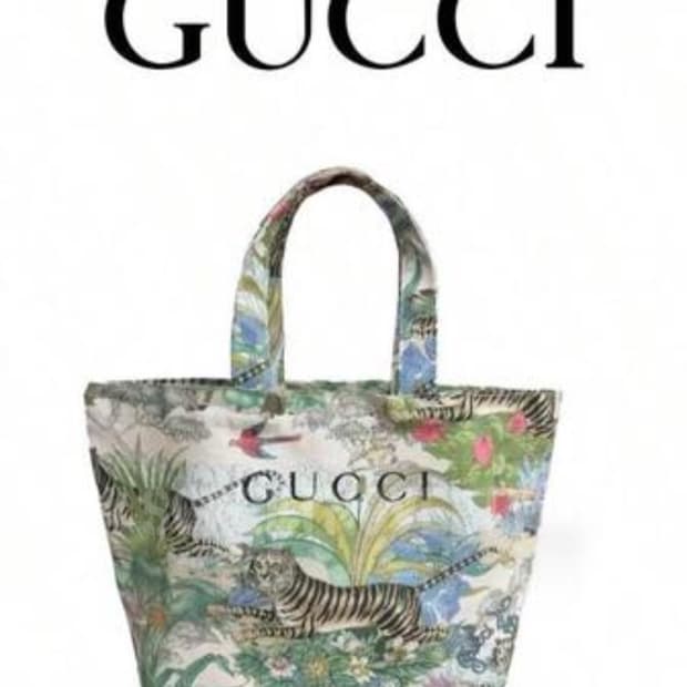  구찌뷰티 2025 타이거 에코백 기프트 토트백 미듐