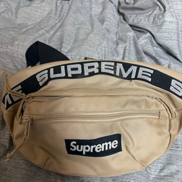 슈프림 18 웨이스트백 베이지